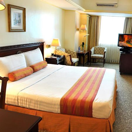 Networld Hotel Spa And Casino Pasay Luaran gambar